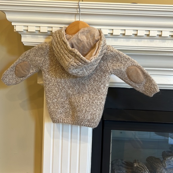 Zara knitwear hooded sweater 9M-12M - Picture 2 of 3